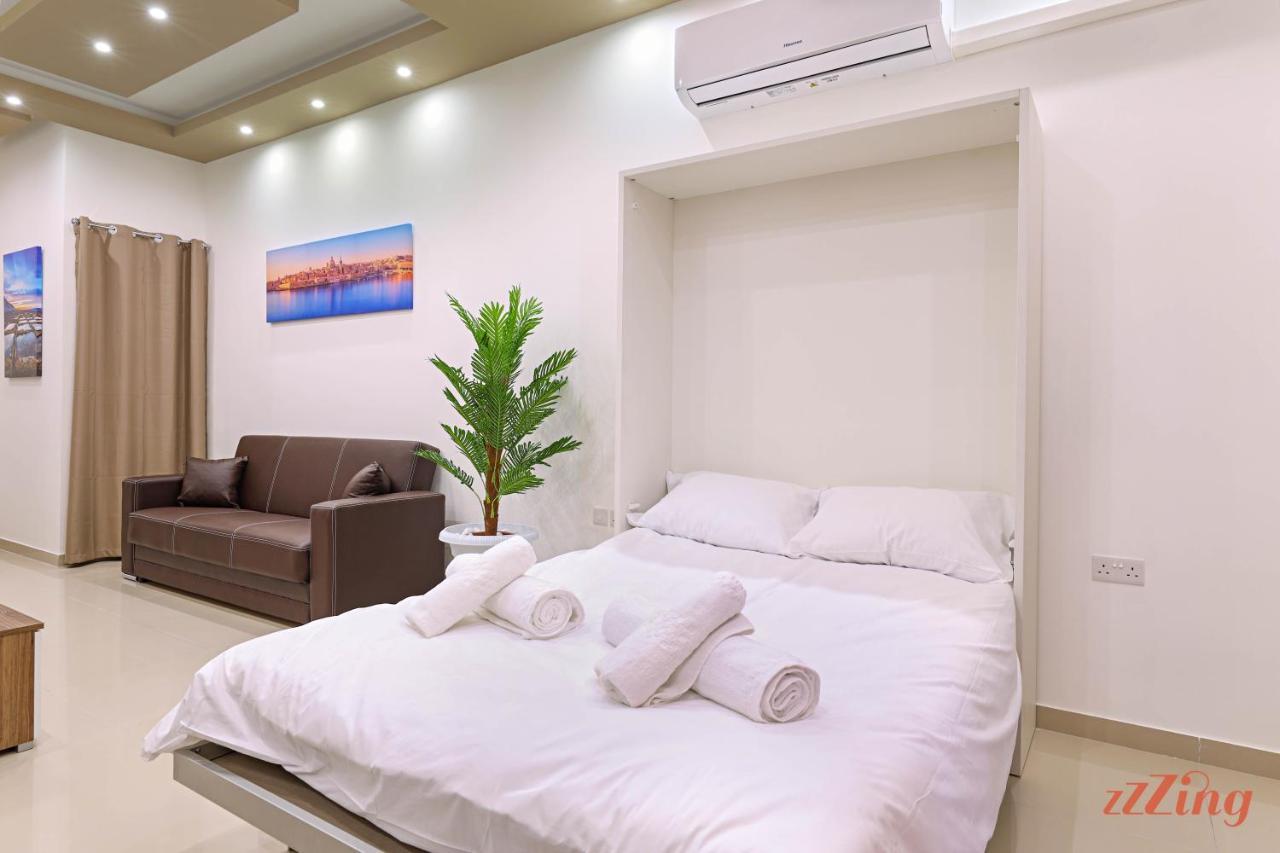 Luxurious Duplex Seafront Apt W Amazing Sea Views Birzebbuga Exterior foto