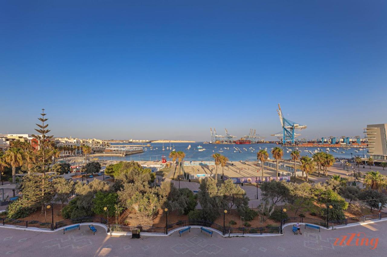 Luxurious Duplex Seafront Apt W Amazing Sea Views Birzebbuga Exterior foto